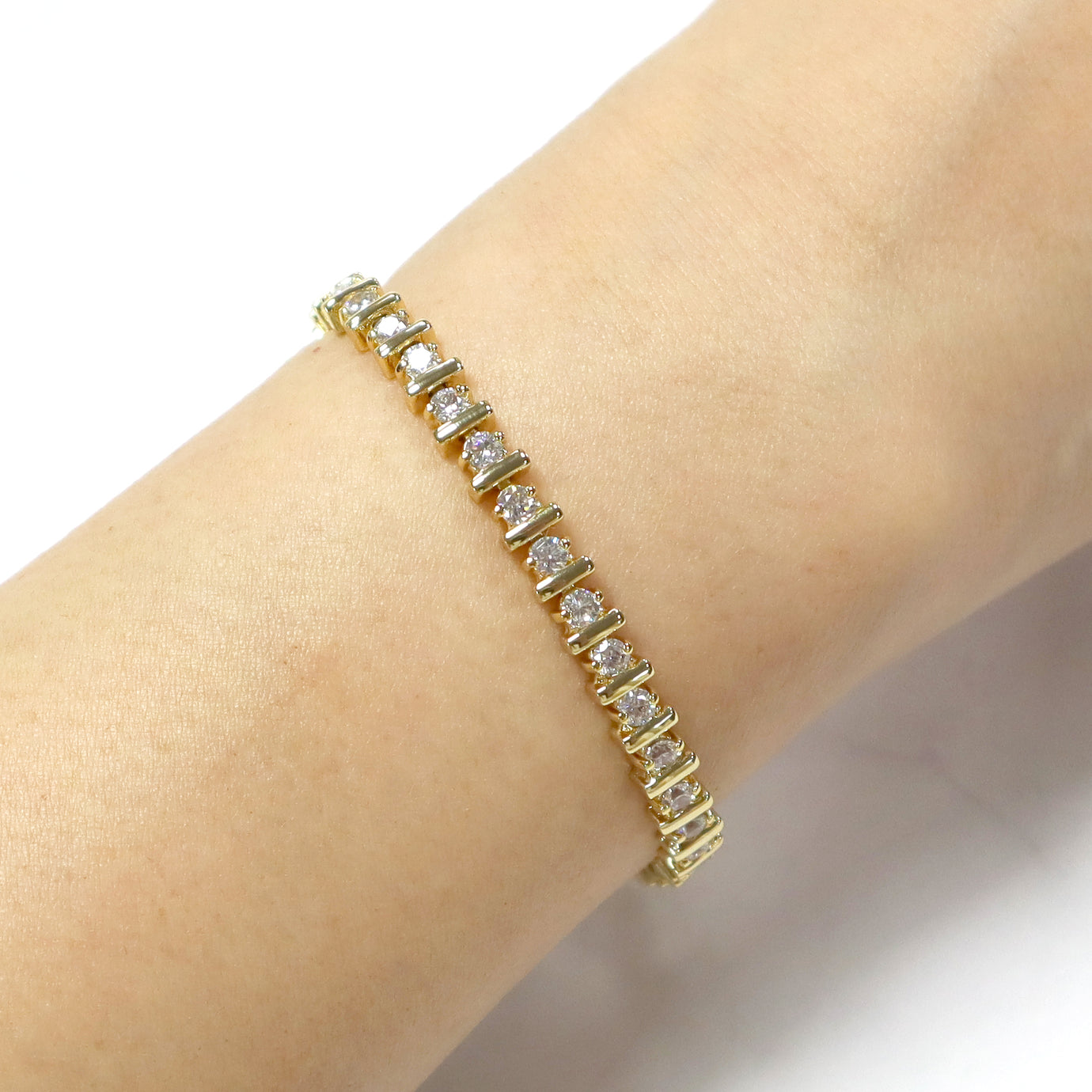 Women's Bar Cubic Zirconia Tennis Bracelet 7.5