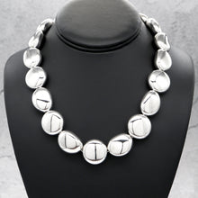  Women's Metal Pebble Necklace in Silver Plated 19"
